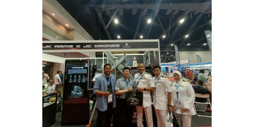 Honoured to Receive a Special Visit from the Navy Pengarah at the JC DRONES Booth
